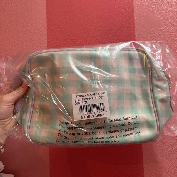 Meadow Picnic Collection Gingham Heart Large Pouch - Stoney Clover Lane NWT - Picture 3 of 3